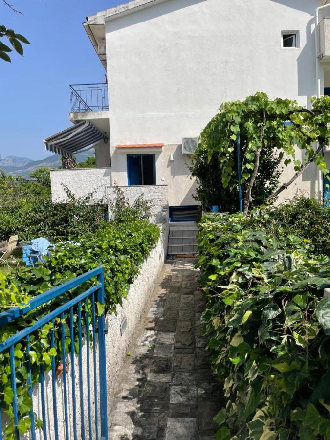 Apartment L.A. Tivat Exterior photo